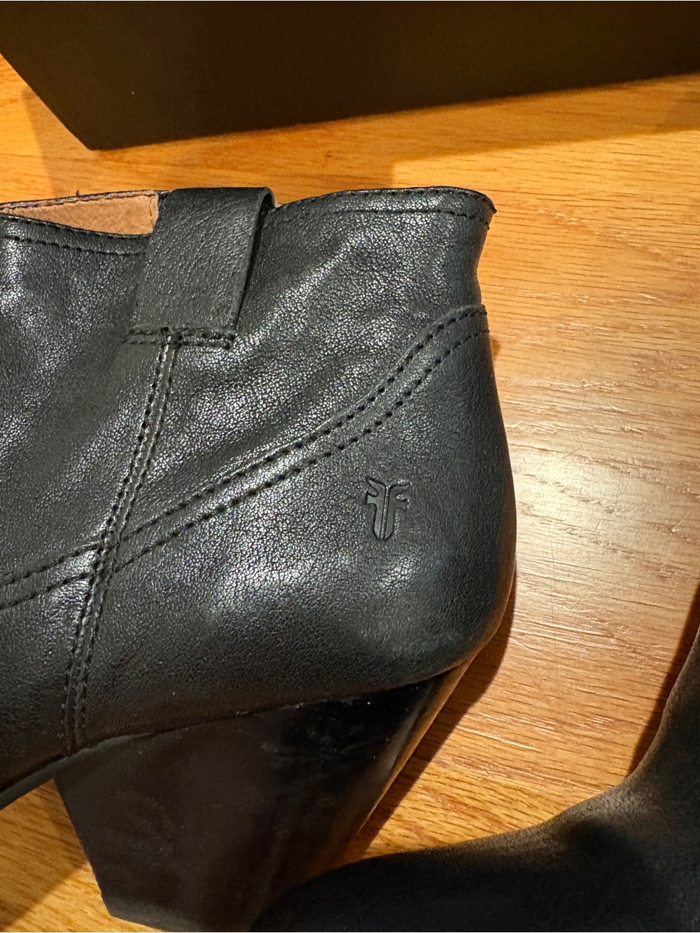 FRYE Black Pointed Leather Reina Ankle Booties with Side Zip - Picture 4 of 14